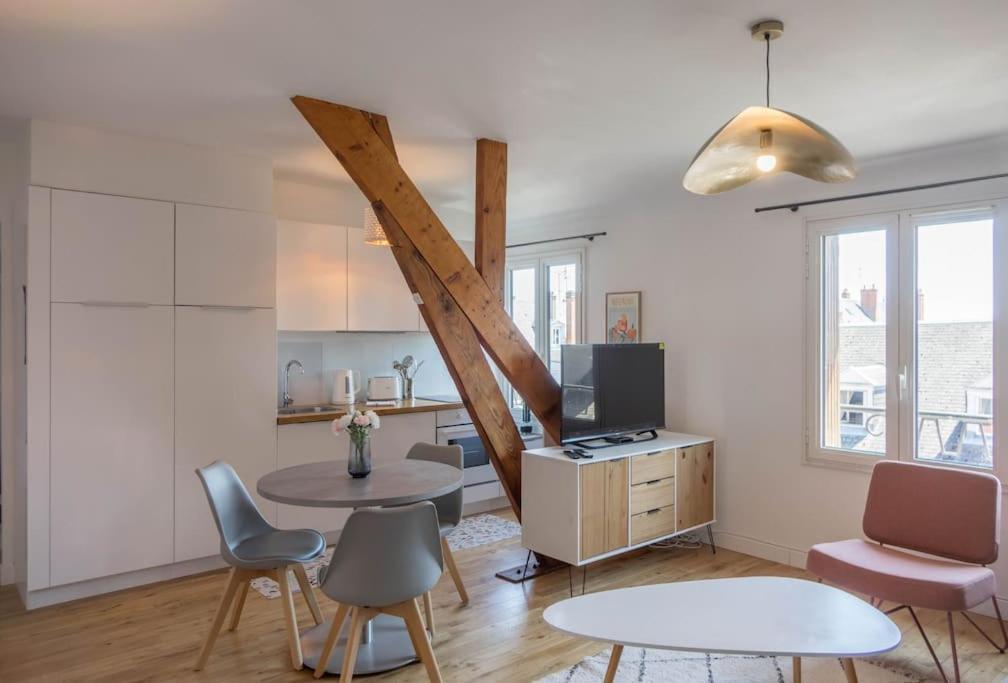 Le Vieux Marche *T2* Appartement Orléans Buitenkant foto